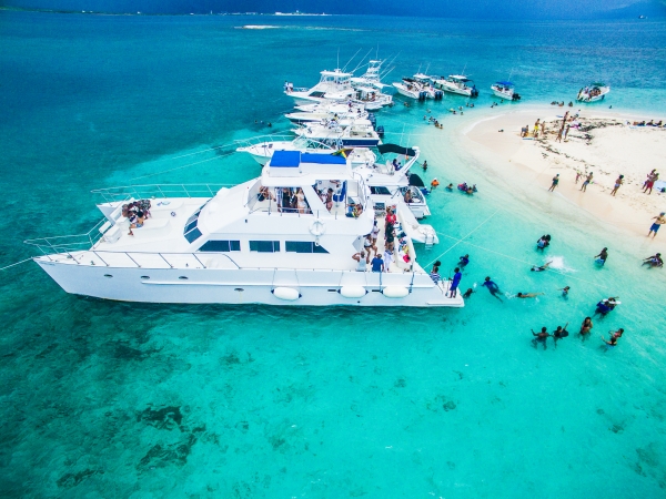 yacht party jamaica